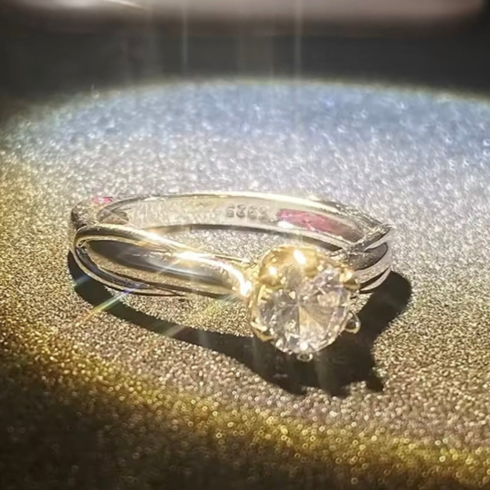 18K Gold Moissanite Ring
